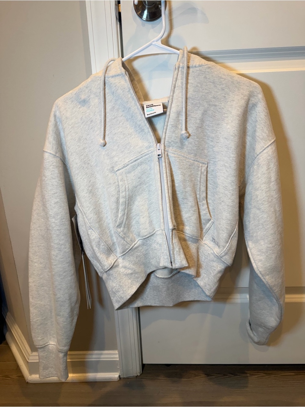 TNA Cozy BF Boxy Sweatfleece Heather Cloud White – 2XS NWT